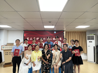 “百舸爭流,奮楫者先——2022規培護士護理個案比賽